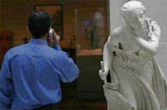 Допоможемо стежити за людиною